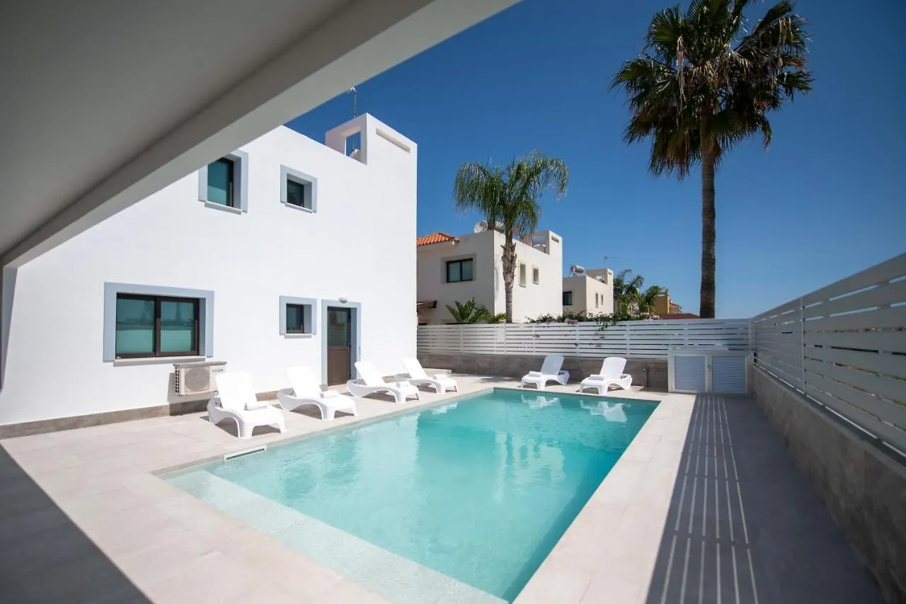 Luxury Villa Agathoula 普罗塔拉斯